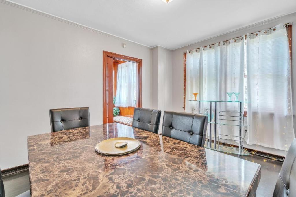 Comfy Pet Friendly Home In Jacksonville Mins To Downtown'S Exterior photo