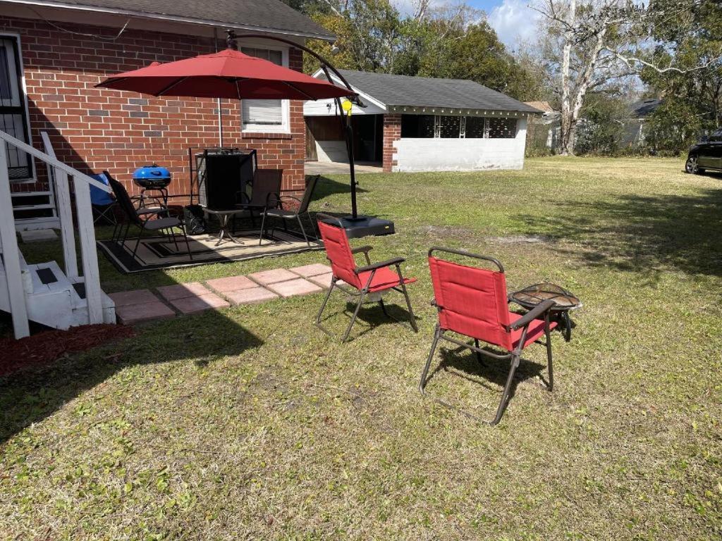 Comfy Pet Friendly Home In Jacksonville Mins To Downtown'S Exterior photo